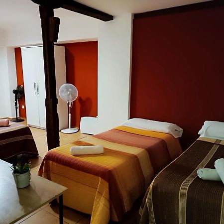 Corrala De San Anton. Sencillo Apartamento En Pleno Centro Гранада Экстерьер фото