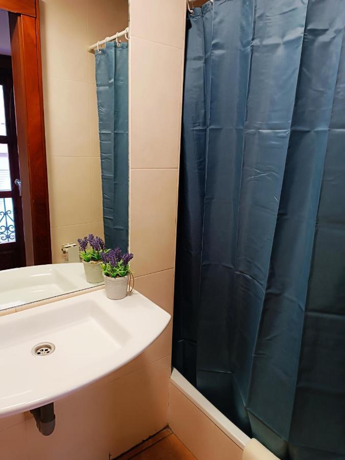 Corrala De San Anton. Sencillo Apartamento En Pleno Centro Гранада Экстерьер фото