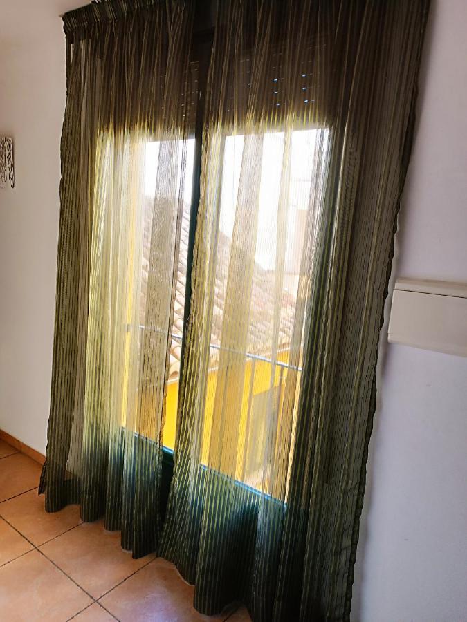 Corrala De San Anton. Sencillo Apartamento En Pleno Centro Гранада Экстерьер фото